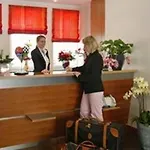 Szálloda Vis A Vis 3*