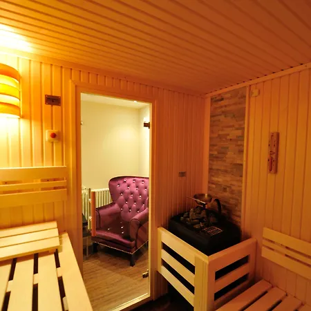 מלון Vis A Vis לינדאו