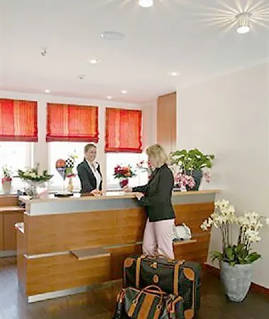 Vis A Vis Otel Lindau (Bodensee)