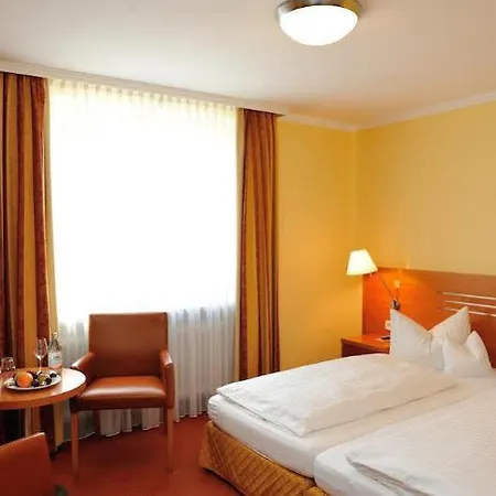 Vis A Vis Otel Lindau (Bodensee)